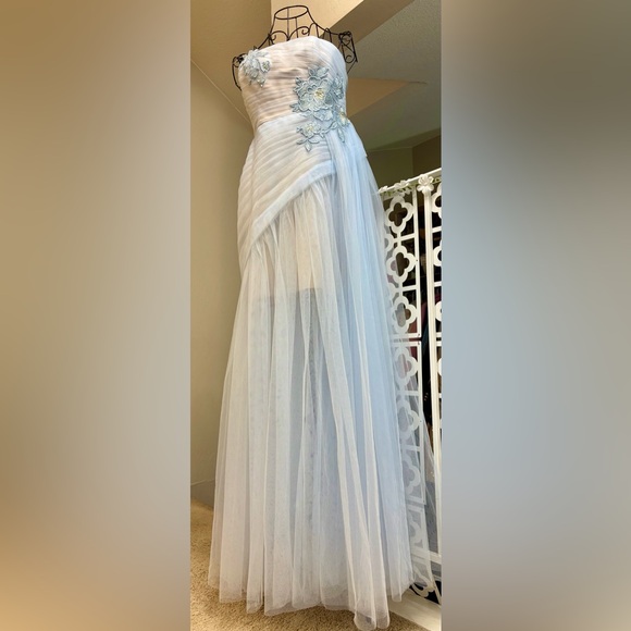 BCBG Dresses & Skirts - BCBG Pastel Blue Strapless Layered Tulle Dress